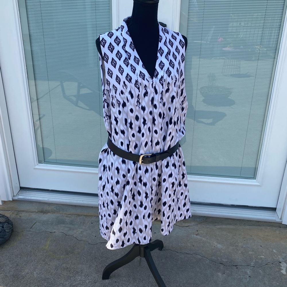 New Directions Sleeveless Dress